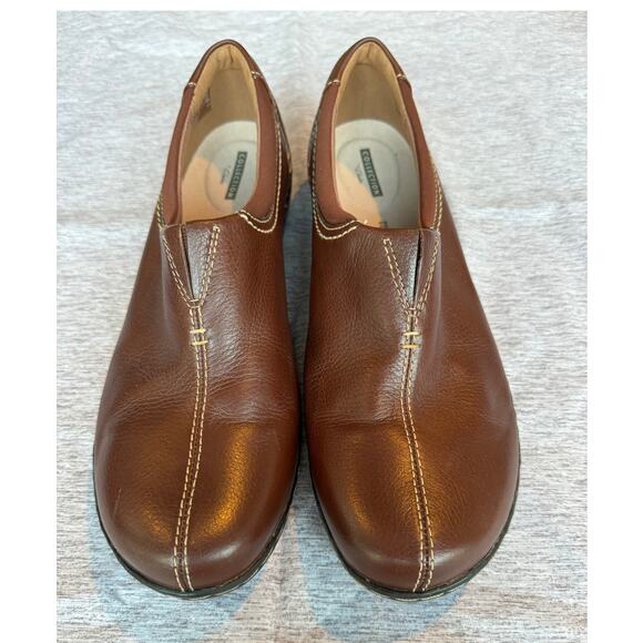 CLARKS Collection, size 12 Narrow, Brown shoes - Picture 2 of 8